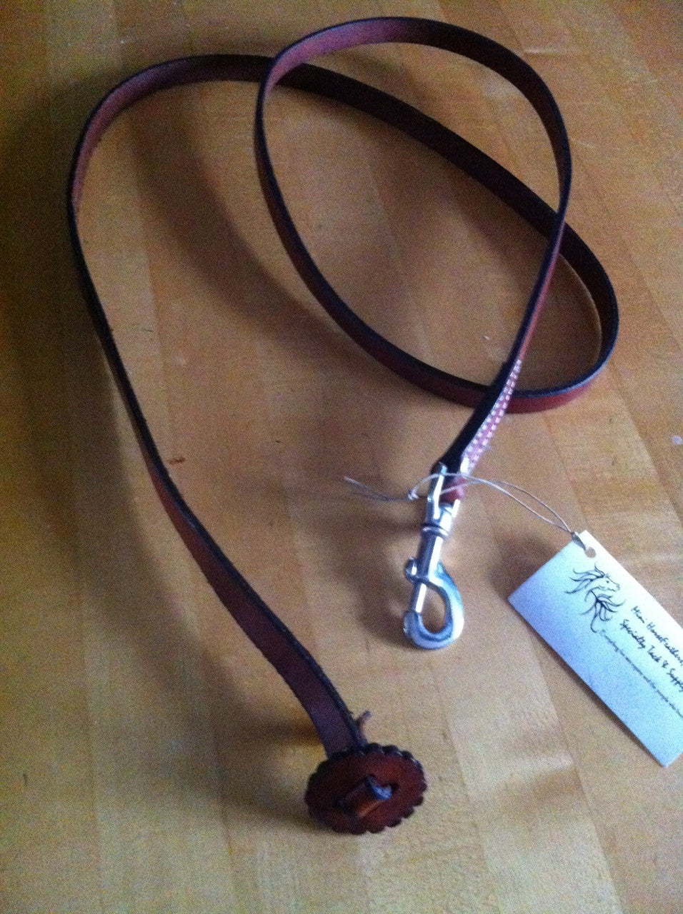 Leather show lead with stud stop